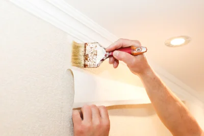 Pose de papier peint à Hœdic — revêtements muraux et toiles de verre